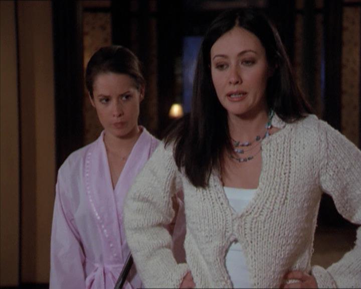 Charmed-Online-dot-218ChickFlick0307.jpg
