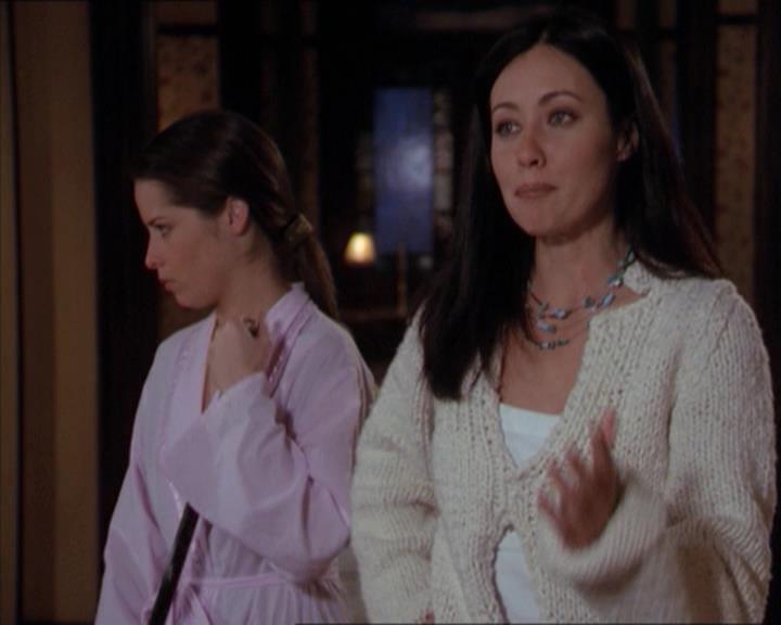 Charmed-Online-dot-218ChickFlick0312.jpg