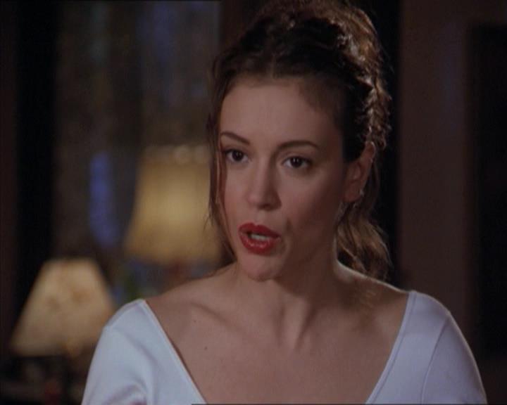 Charmed-Online-dot-218ChickFlick0327.jpg