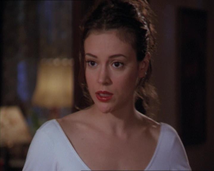 Charmed-Online-dot-218ChickFlick0347.jpg