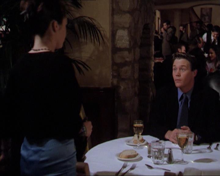 Charmed-Online-dot-218ChickFlick0369.jpg