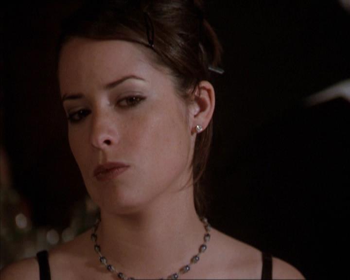 Charmed-Online-dot-218ChickFlick0517.jpg