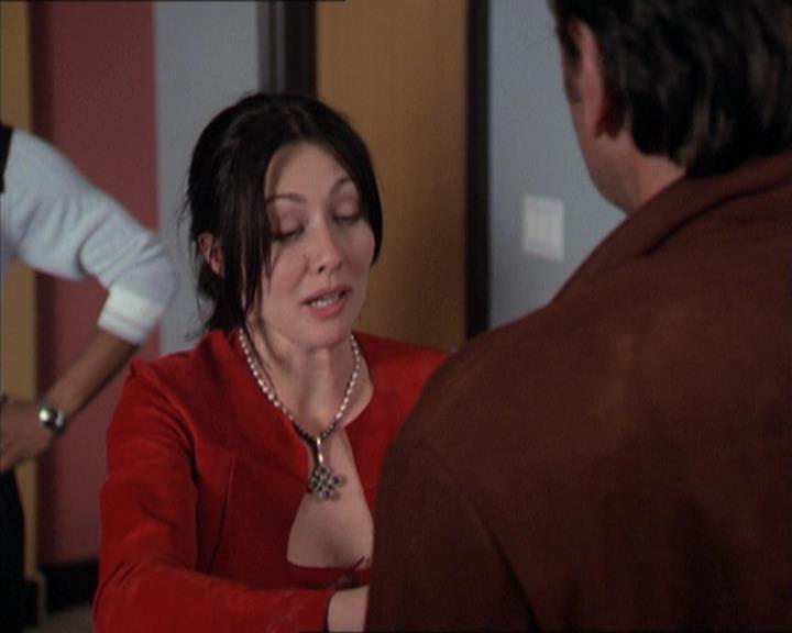 Charmed-Online-dot-218ChickFlick0582.jpg