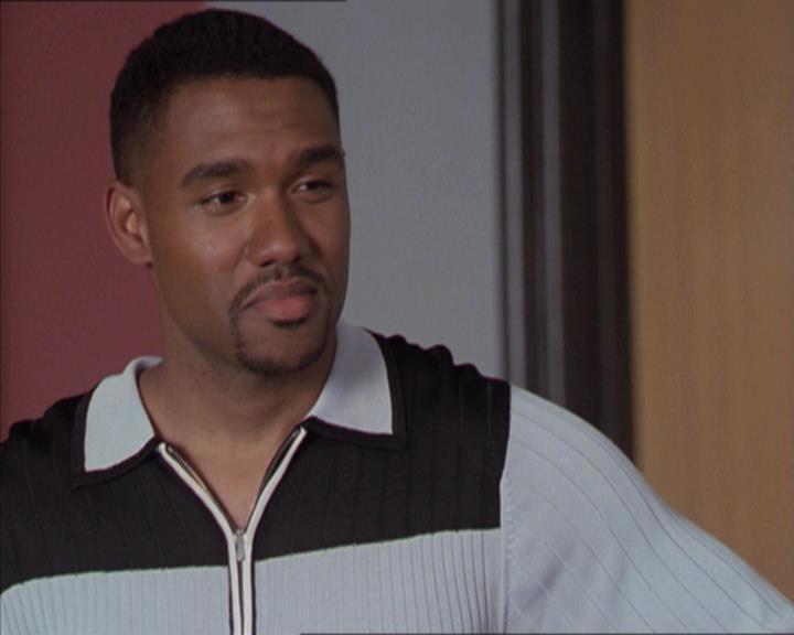Charmed-Online-dot-218ChickFlick0592.jpg