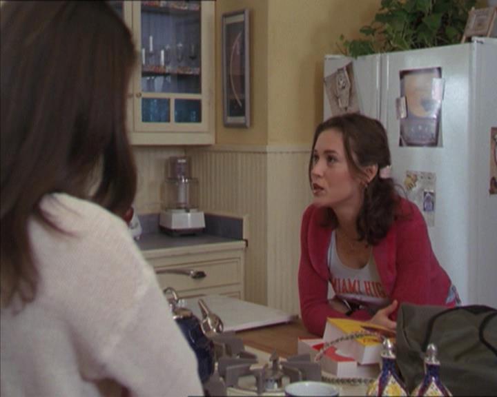Charmed-Online-dot-218ChickFlick0655.jpg