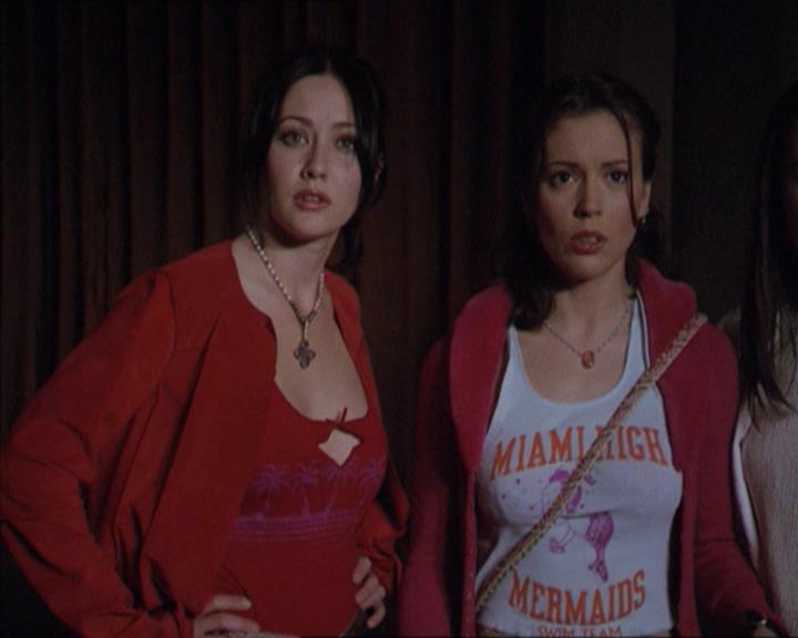 Charmed-Online-dot-218ChickFlick0742.jpg