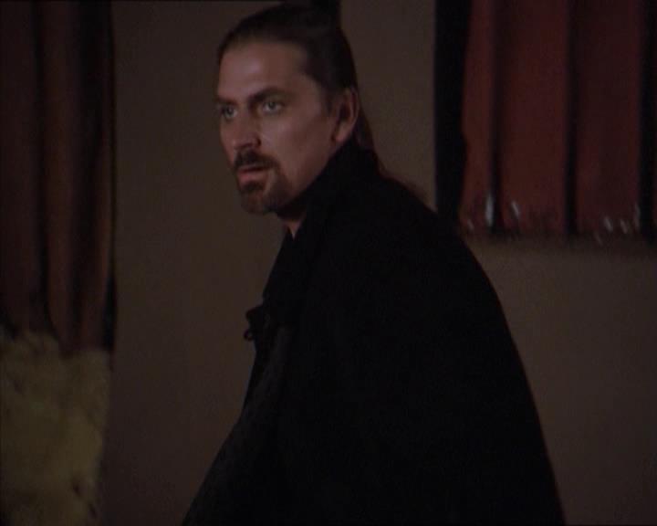 Charmed-Online-dot-218ChickFlick0798.jpg