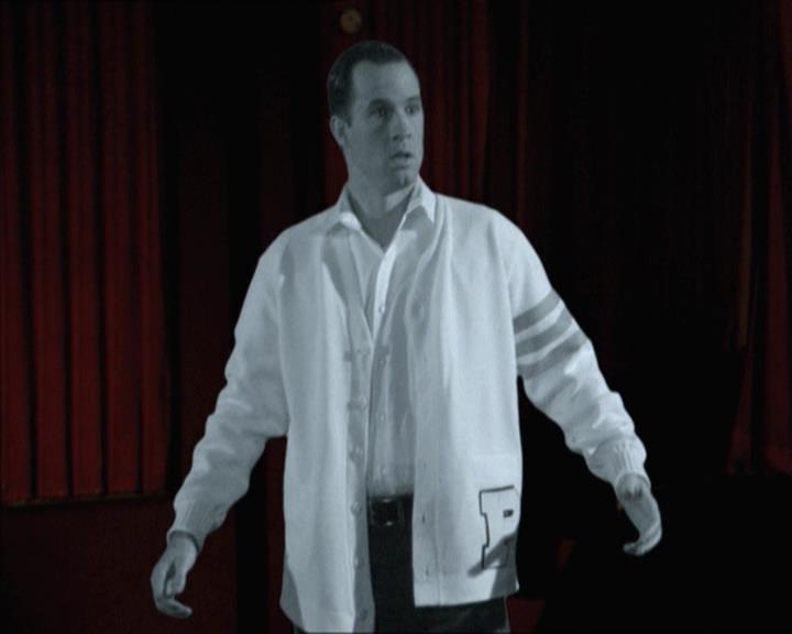 Charmed-Online-dot-218ChickFlick0802.jpg