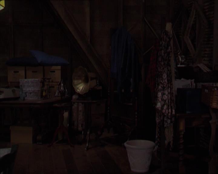 Charmed-Online-dot-218ChickFlick0810.jpg