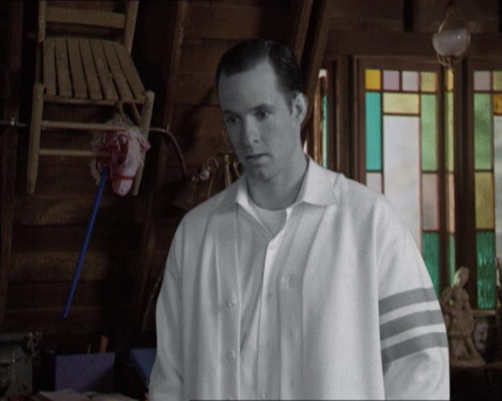 Charmed-Online-dot-218ChickFlick0831.jpg