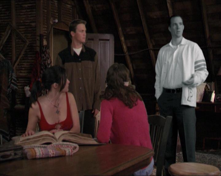 Charmed-Online-dot-218ChickFlick0869.jpg