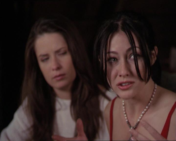 Charmed-Online-dot-218ChickFlick0887.jpg