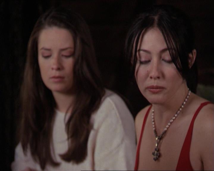 Charmed-Online-dot-218ChickFlick0912.jpg
