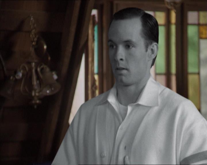 Charmed-Online-dot-218ChickFlick0920.jpg