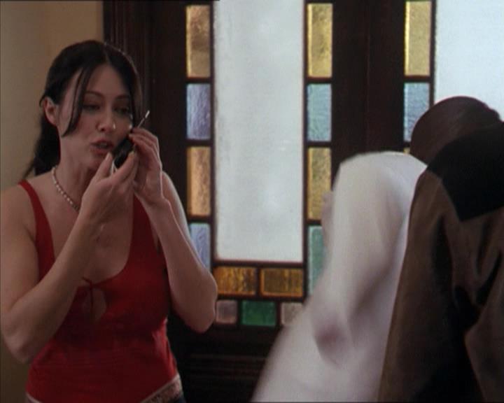 Charmed-Online-dot-218ChickFlick0938.jpg