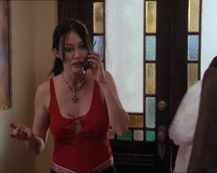 Charmed-Online-dot-218ChickFlick0940.jpg