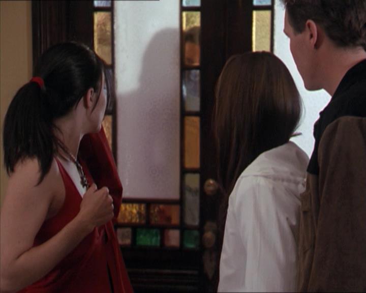 Charmed-Online-dot-218ChickFlick0962.jpg