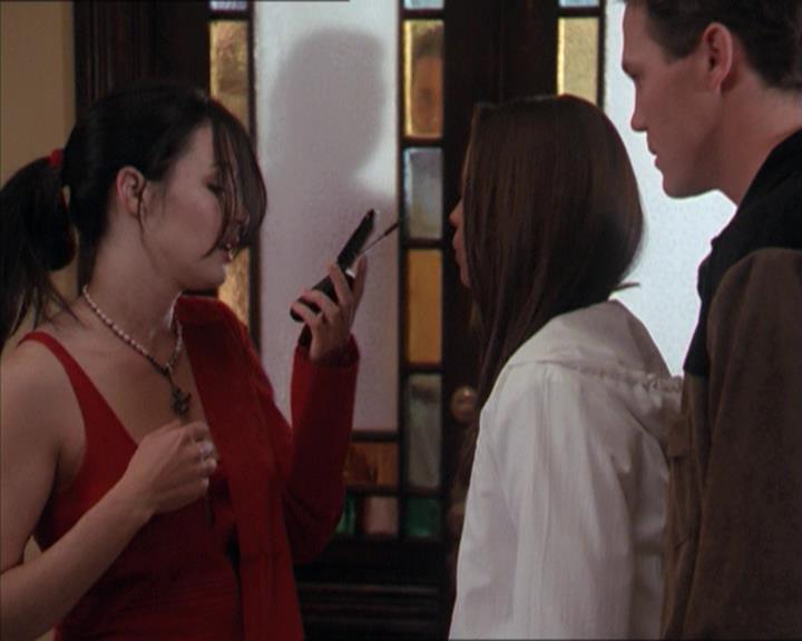 Charmed-Online-dot-218ChickFlick0964.jpg