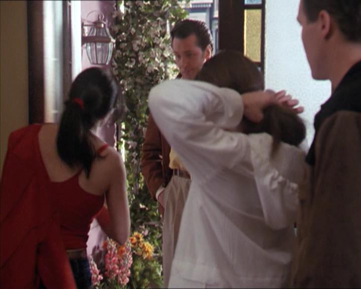 Charmed-Online-dot-218ChickFlick0968.jpg