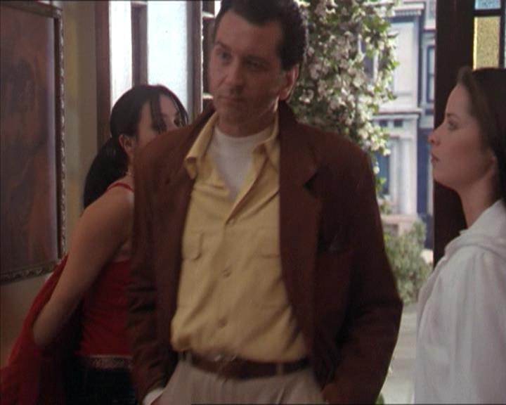 Charmed-Online-dot-218ChickFlick0971.jpg