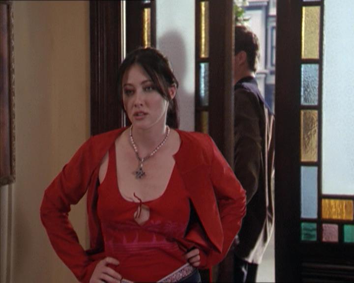 Charmed-Online-dot-218ChickFlick0983.jpg