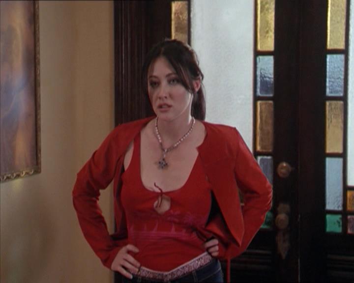 Charmed-Online-dot-218ChickFlick0984.jpg