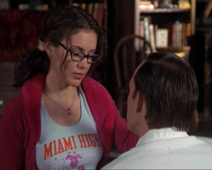 Charmed-Online-dot-218ChickFlick1139.jpg