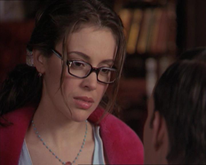 Charmed-Online-dot-218ChickFlick1185.jpg