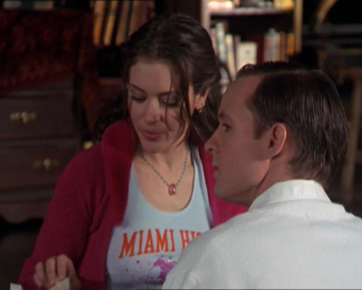Charmed-Online-dot-218ChickFlick1236.jpg