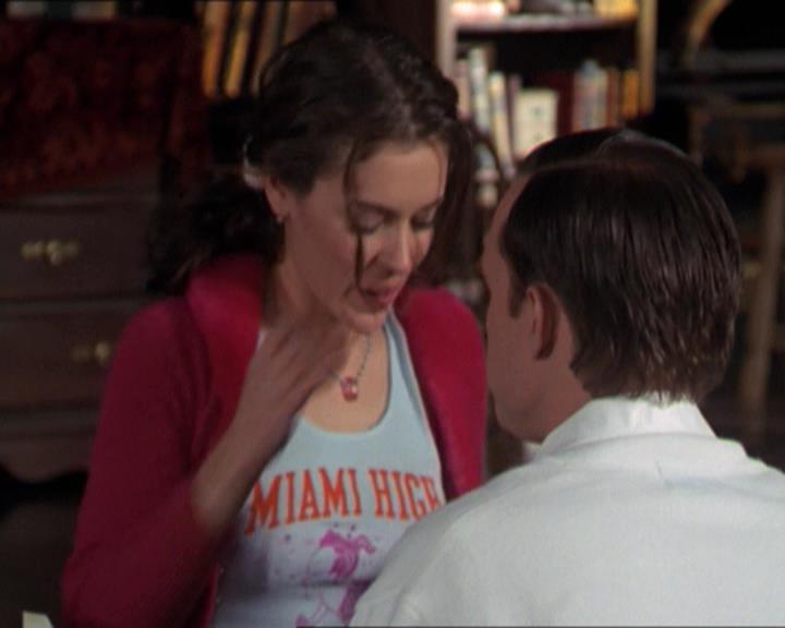 Charmed-Online-dot-218ChickFlick1237.jpg