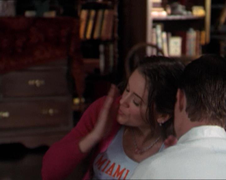 Charmed-Online-dot-218ChickFlick1238.jpg