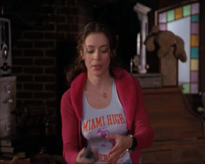 Charmed-Online-dot-218ChickFlick1243.jpg
