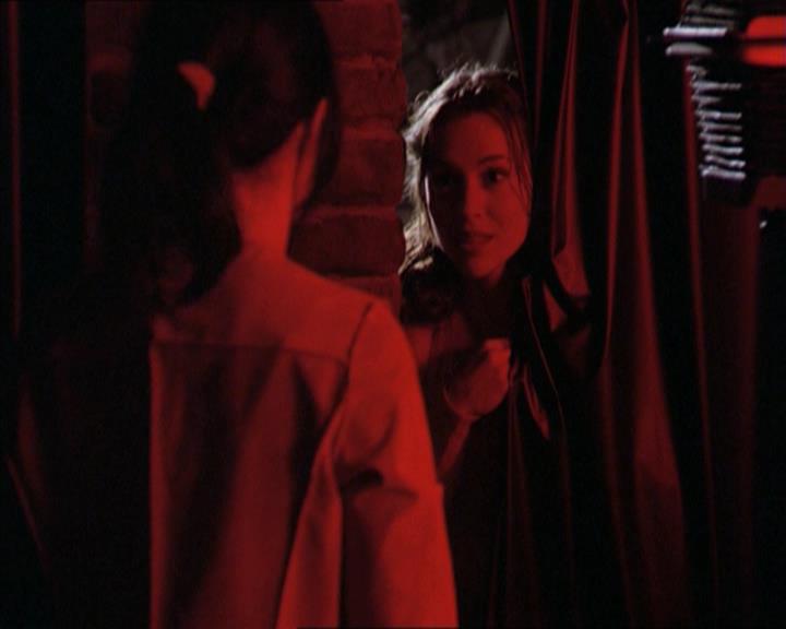 Charmed-Online-dot-218ChickFlick1309.jpg
