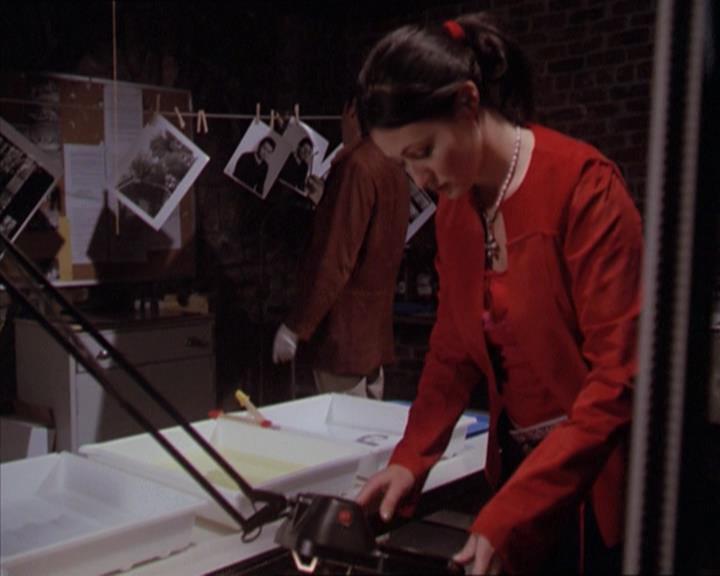 Charmed-Online-dot-218ChickFlick1333.jpg