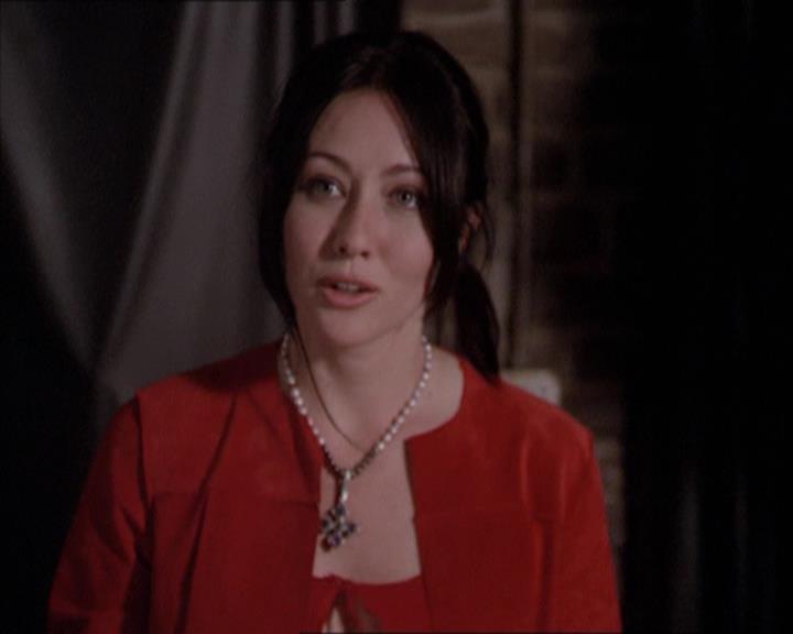 Charmed-Online-dot-218ChickFlick1349.jpg