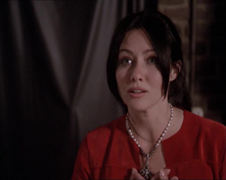 Charmed-Online-dot-218ChickFlick1351.jpg