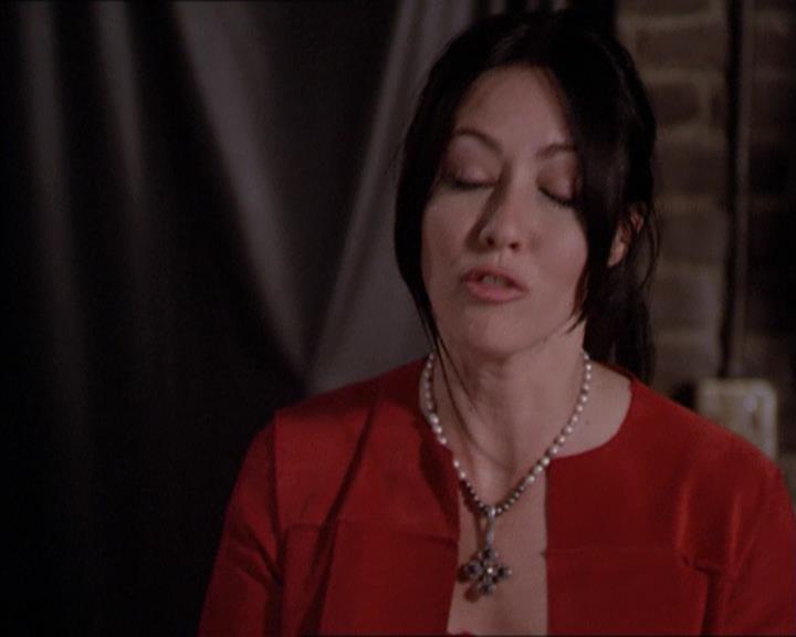 Charmed-Online-dot-218ChickFlick1355.jpg
