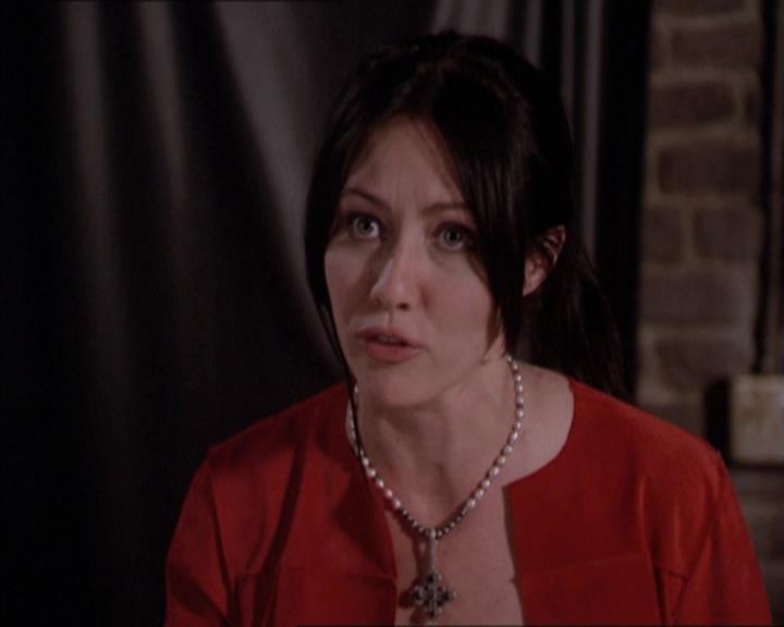 Charmed-Online-dot-218ChickFlick1372.jpg