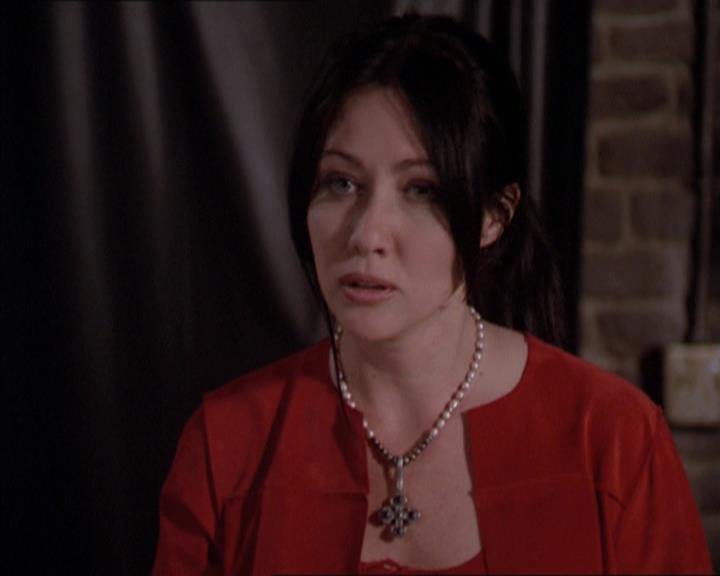 Charmed-Online-dot-218ChickFlick1374.jpg