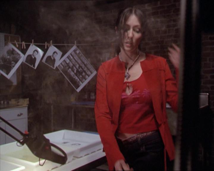 Charmed-Online-dot-218ChickFlick1385.jpg