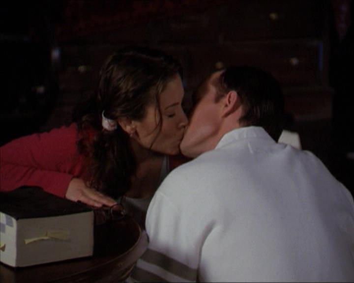 Charmed-Online-dot-218ChickFlick1487.jpg