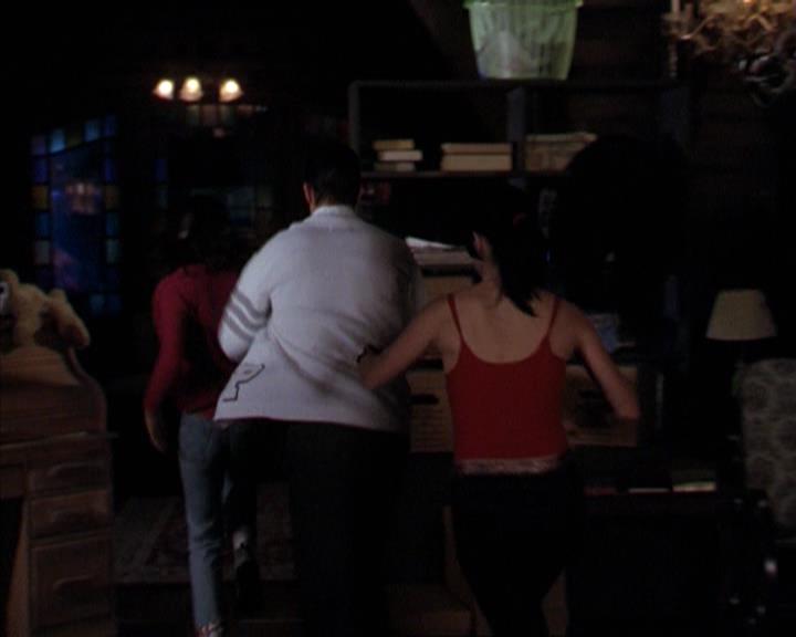 Charmed-Online-dot-218ChickFlick1503.jpg
