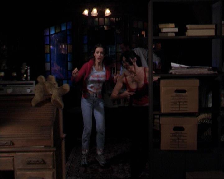 Charmed-Online-dot-218ChickFlick1505.jpg