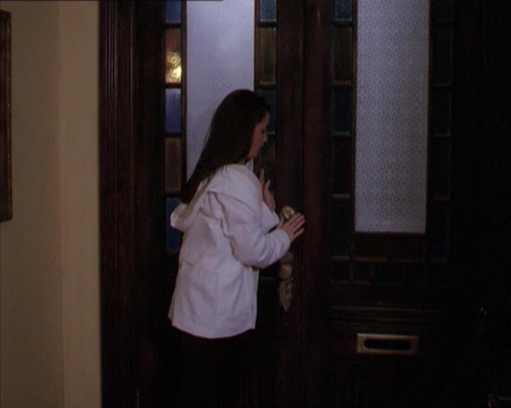 Charmed-Online-dot-218ChickFlick1517.jpg