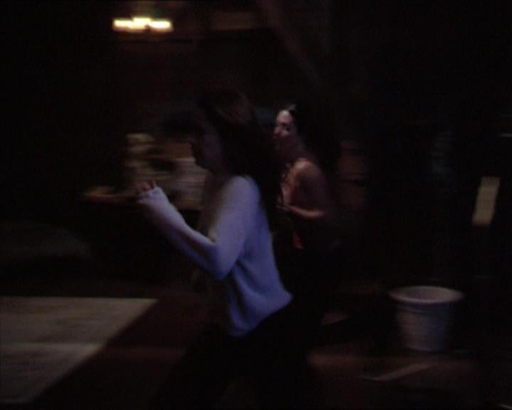 Charmed-Online-dot-218ChickFlick1667.jpg