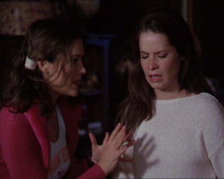 Charmed-Online-dot-218ChickFlick1674.jpg