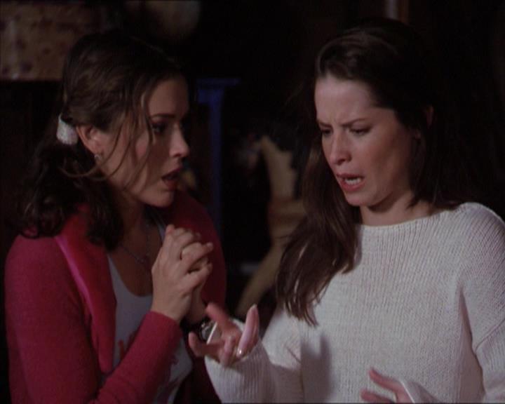 Charmed-Online-dot-218ChickFlick1678.jpg