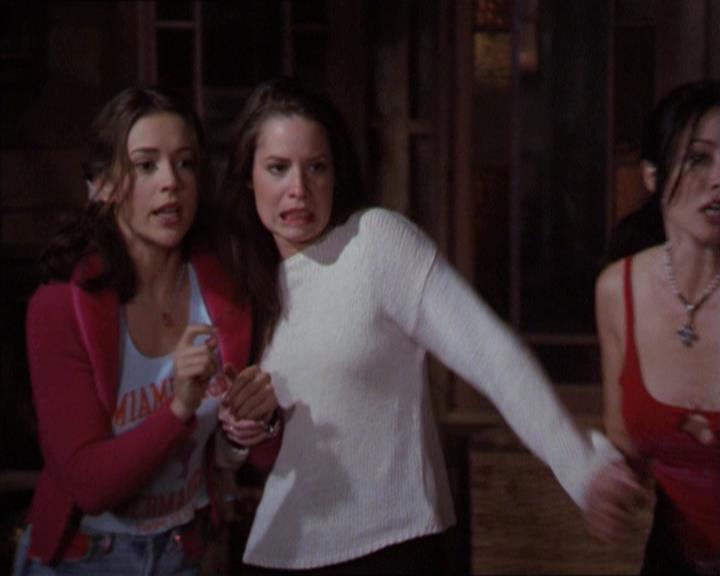 Charmed-Online-dot-218ChickFlick1696.jpg
