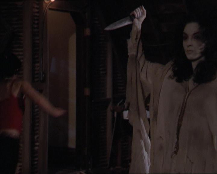 Charmed-Online-dot-218ChickFlick1698.jpg