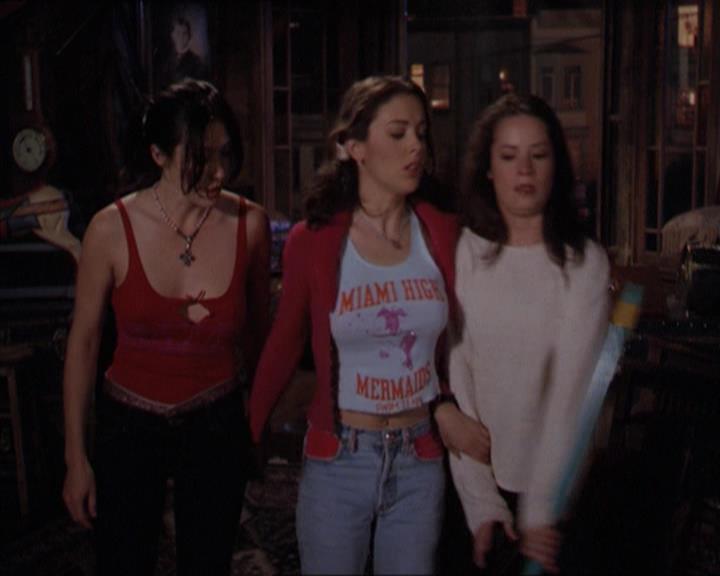 Charmed-Online-dot-218ChickFlick1738.jpg